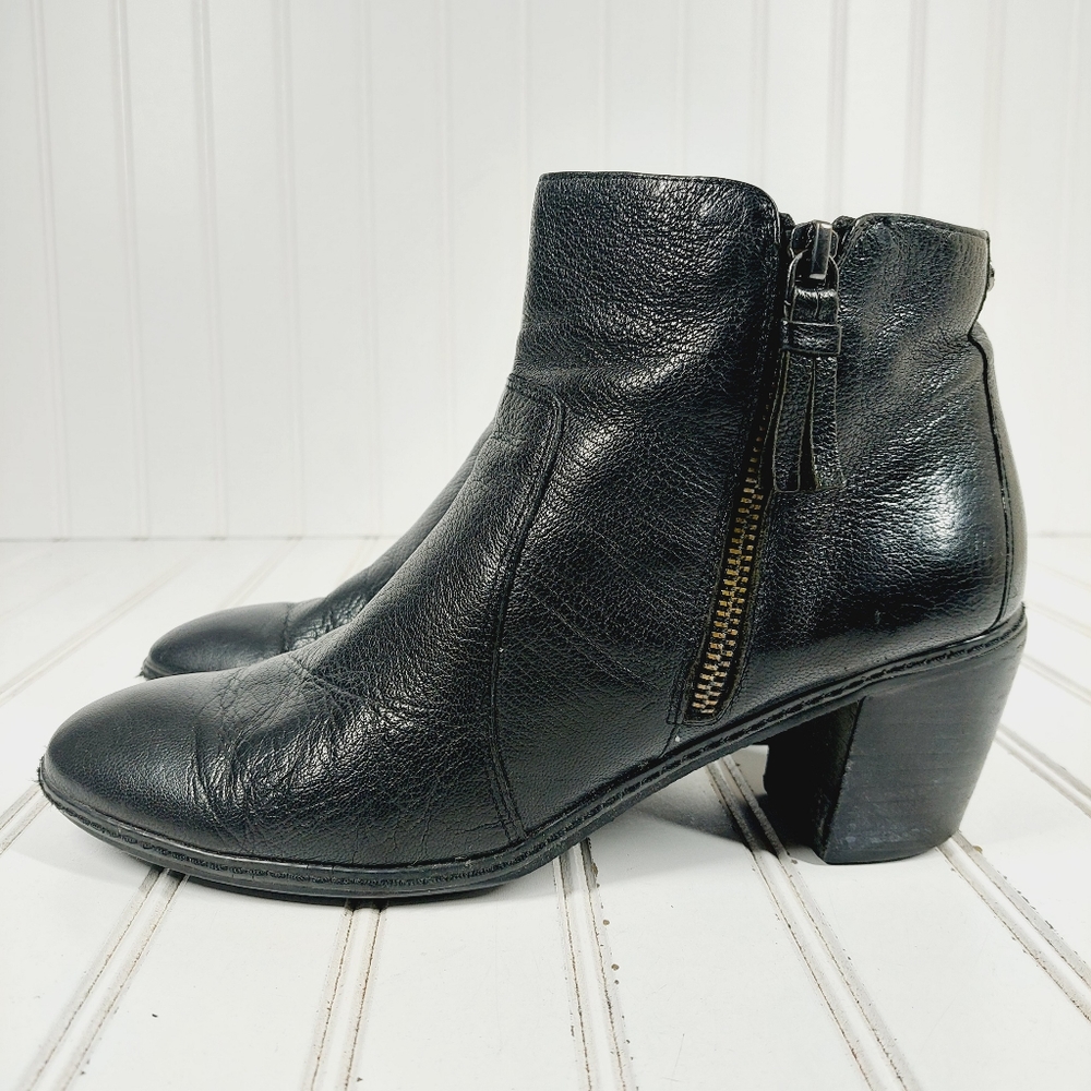 Anne Klein Bristle Black Leather Zip Up Block Heel Ankle Boots F995